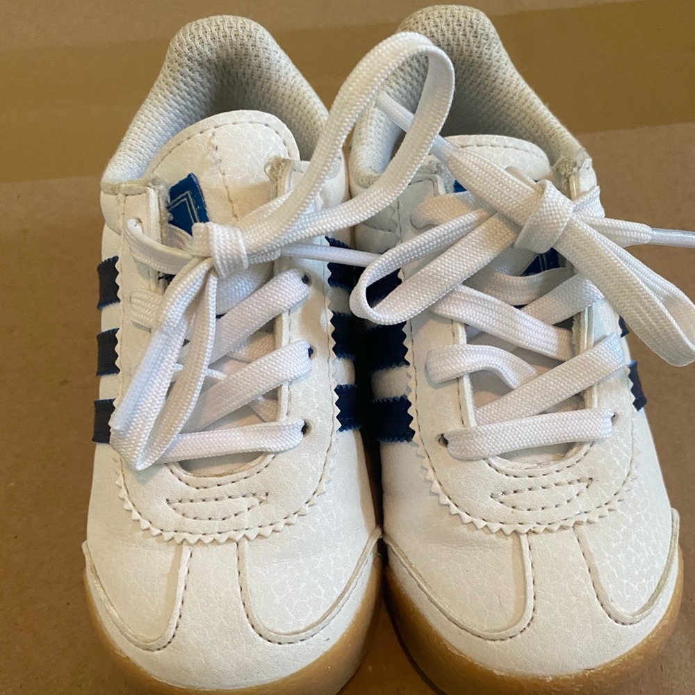 Adidas, Toddler Size 6